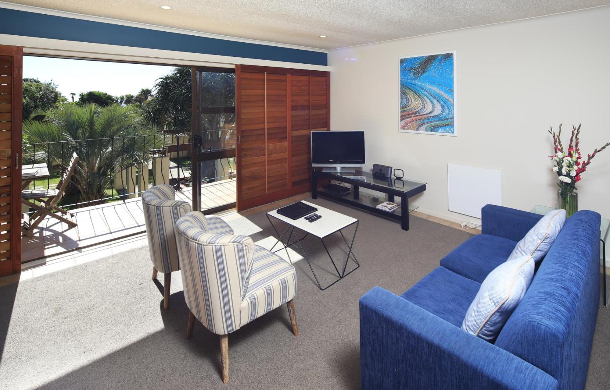 Onetangi Beach Apartments Bagian luar foto